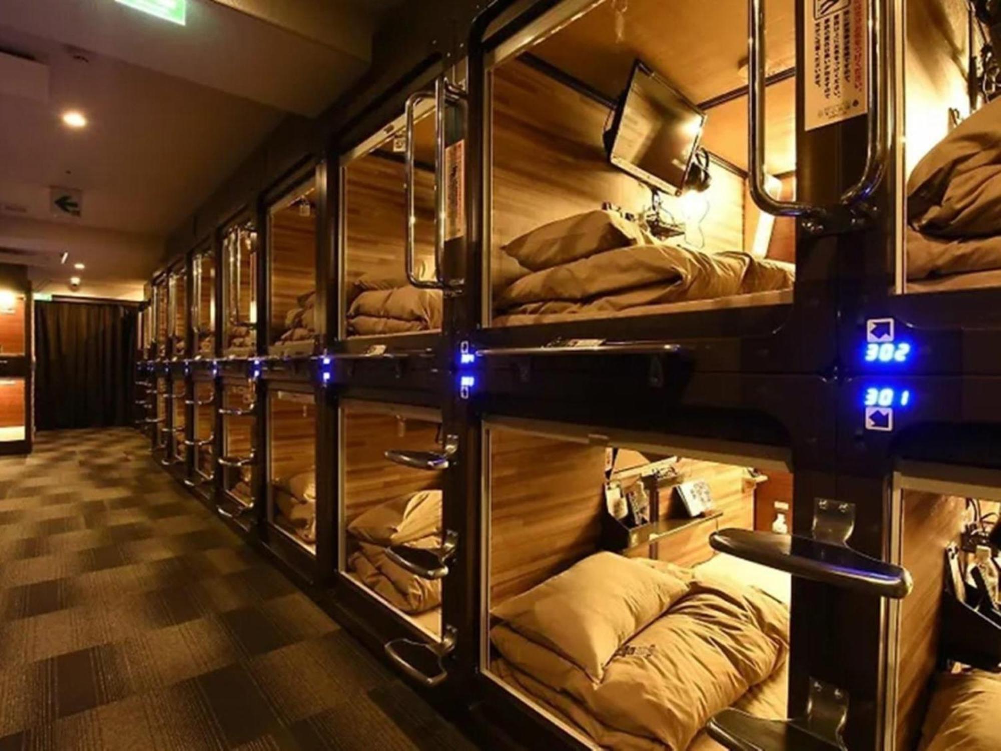Capsule Hotel Anshin Oyado Shinbashi Tokio Exterior foto