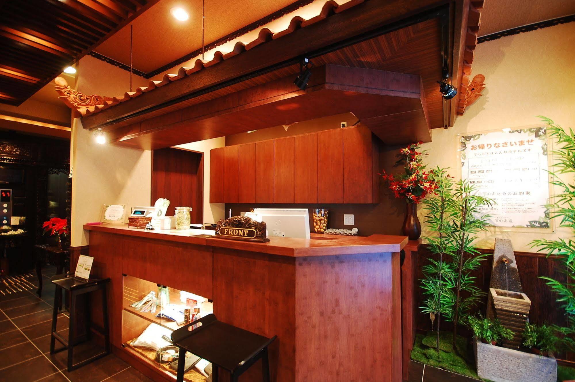Capsule Hotel Anshin Oyado Shinbashi Tokio Exterior foto