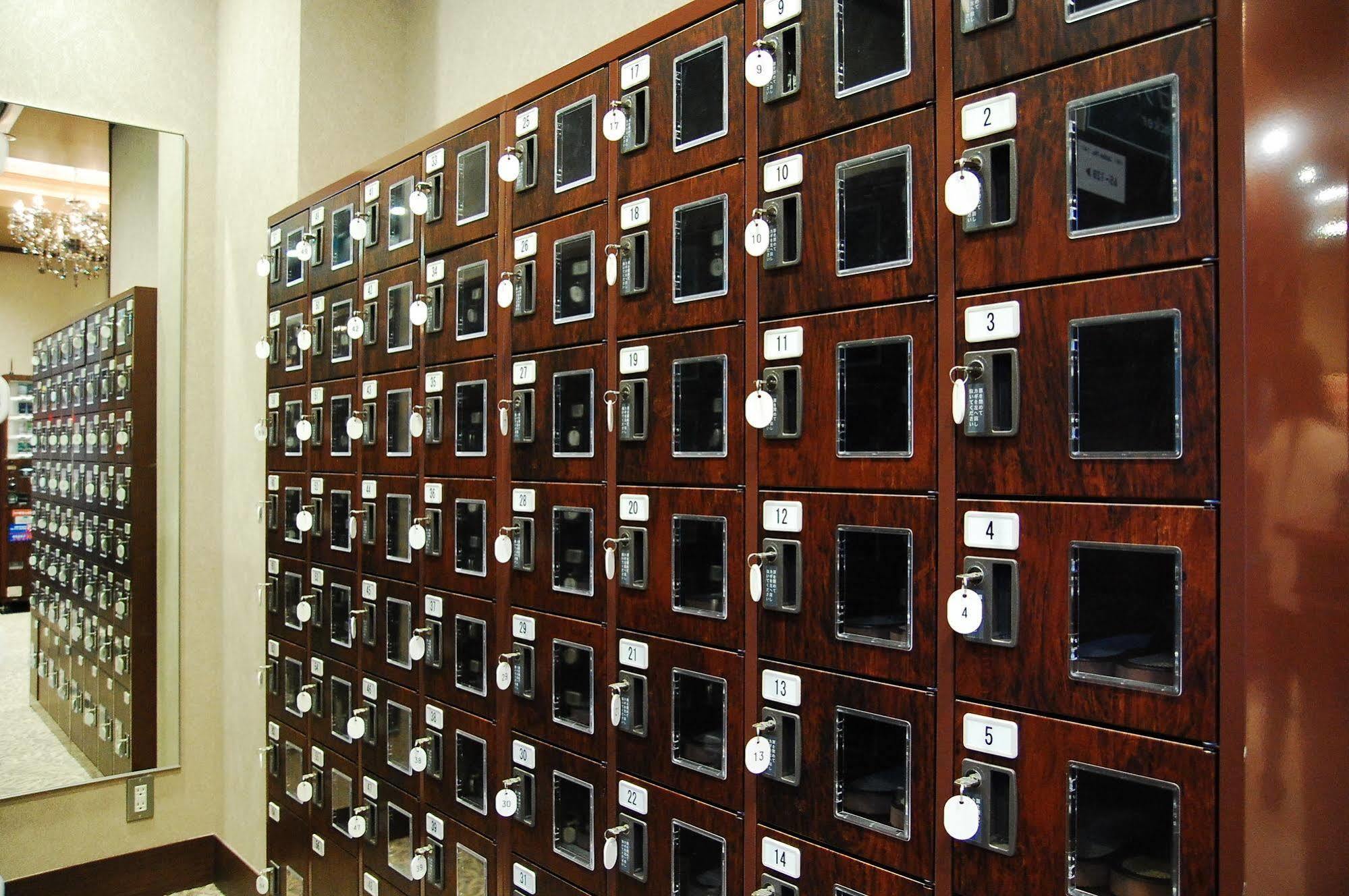 Capsule Hotel Anshin Oyado Shinbashi Tokio Exterior foto