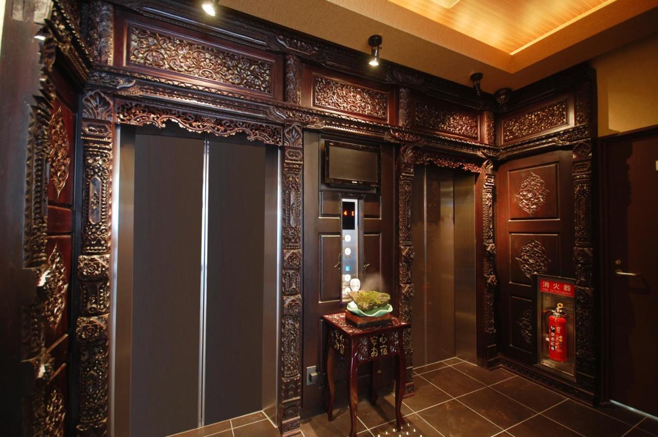 Capsule Hotel Anshin Oyado Shinbashi Tokio Exterior foto